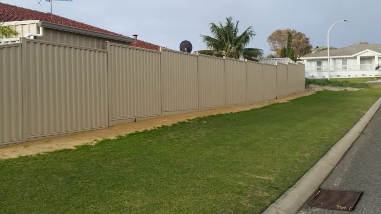 Colorbond3 2 scaled 1 768x432